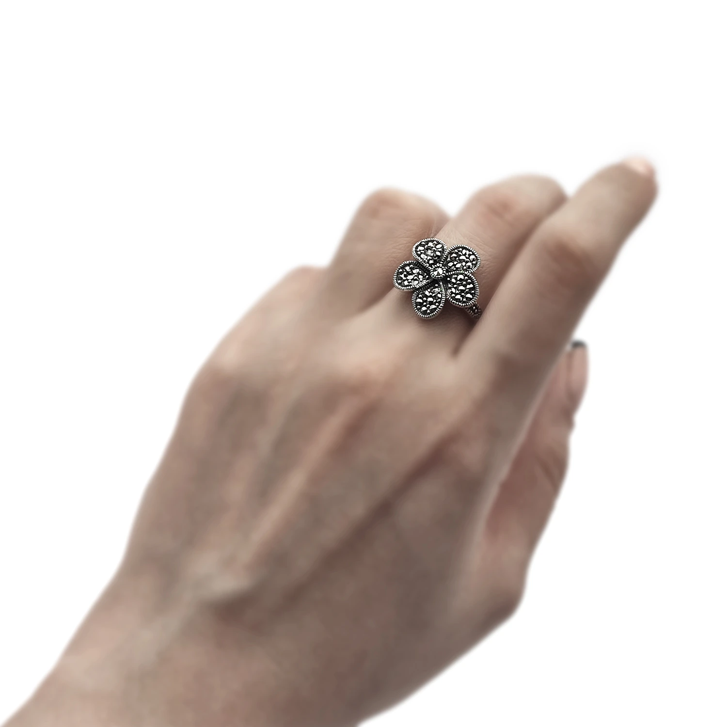 انگشتر سیاه قلم نقره فلاور