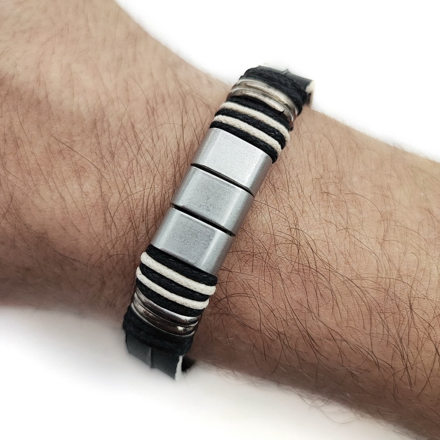 دستبند چرم 128